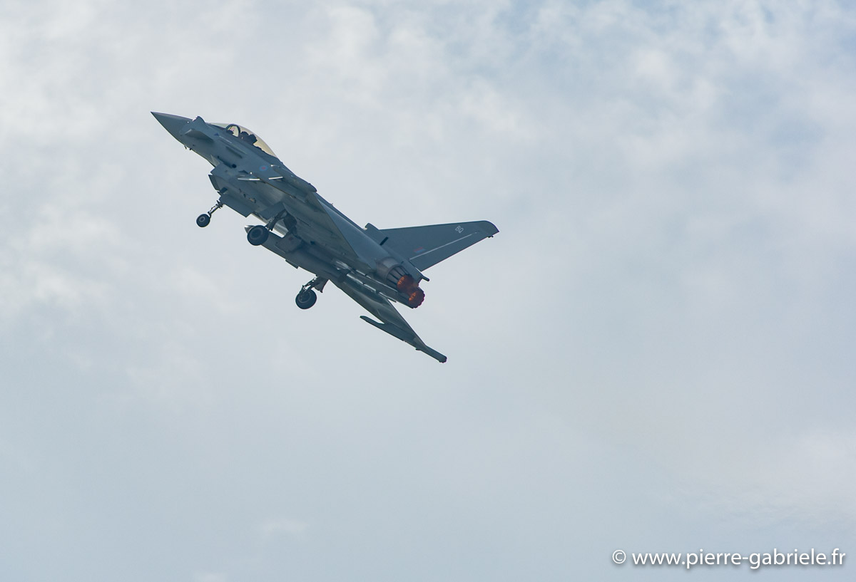 typhoon_5111.jpg