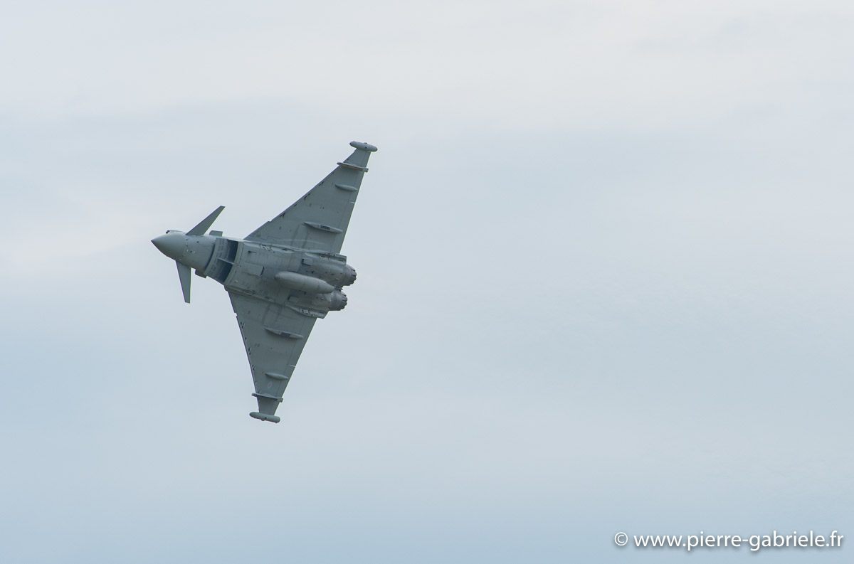 typhoon_5852.jpg