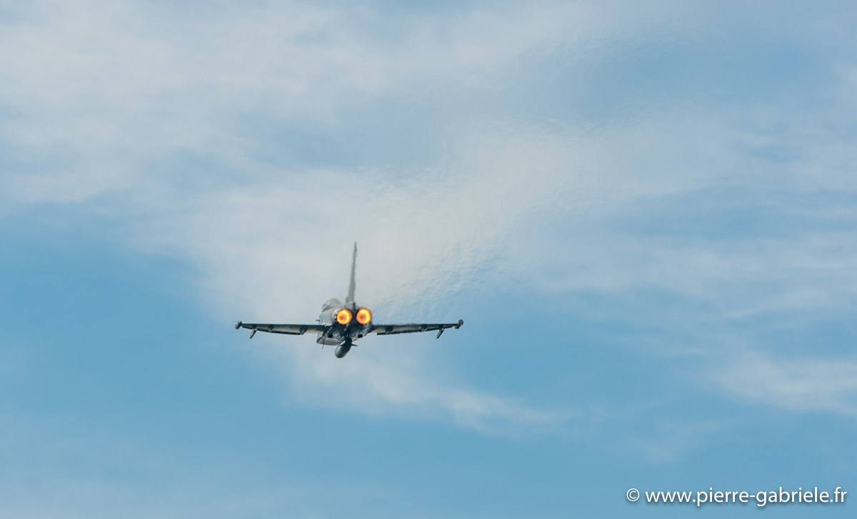 typhoon_5922.jpg