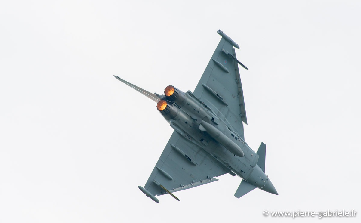 typhoon_5940.jpg