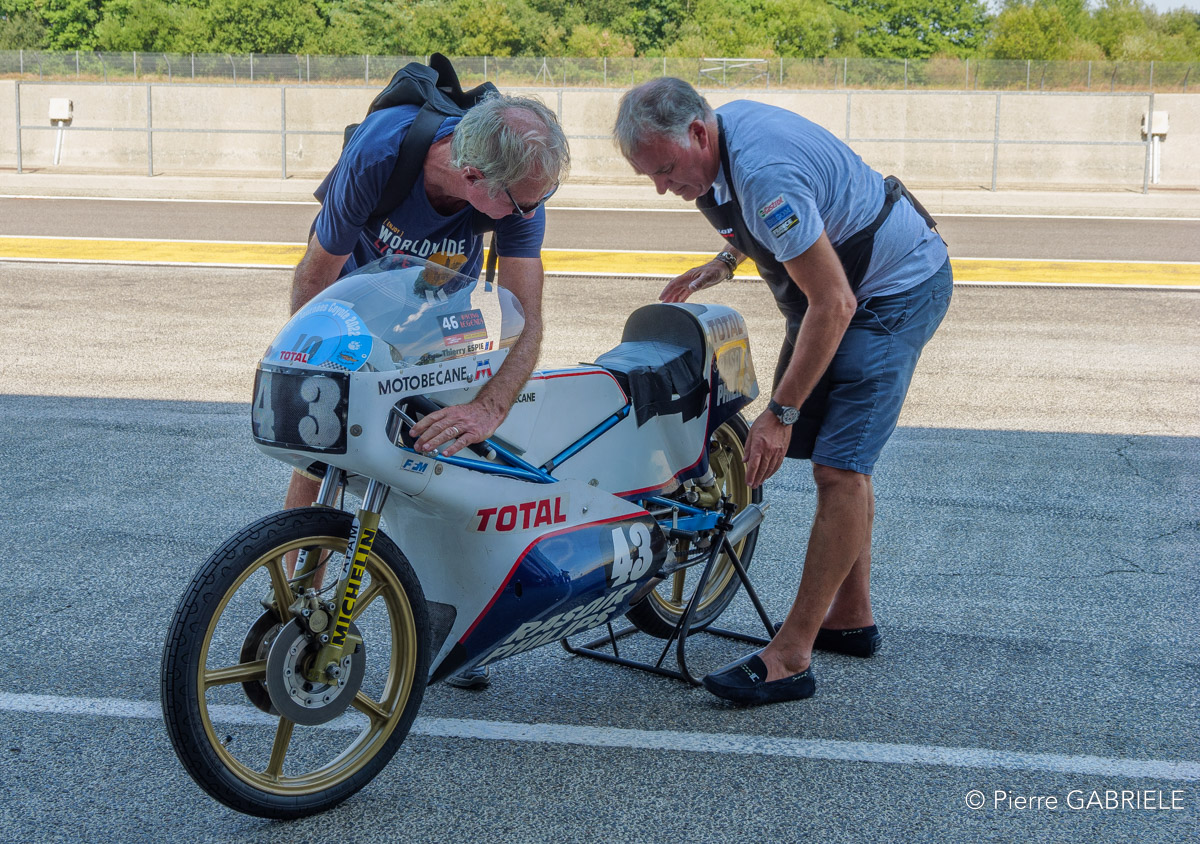 hutteau-motobecane125-gh6_3892.jpg