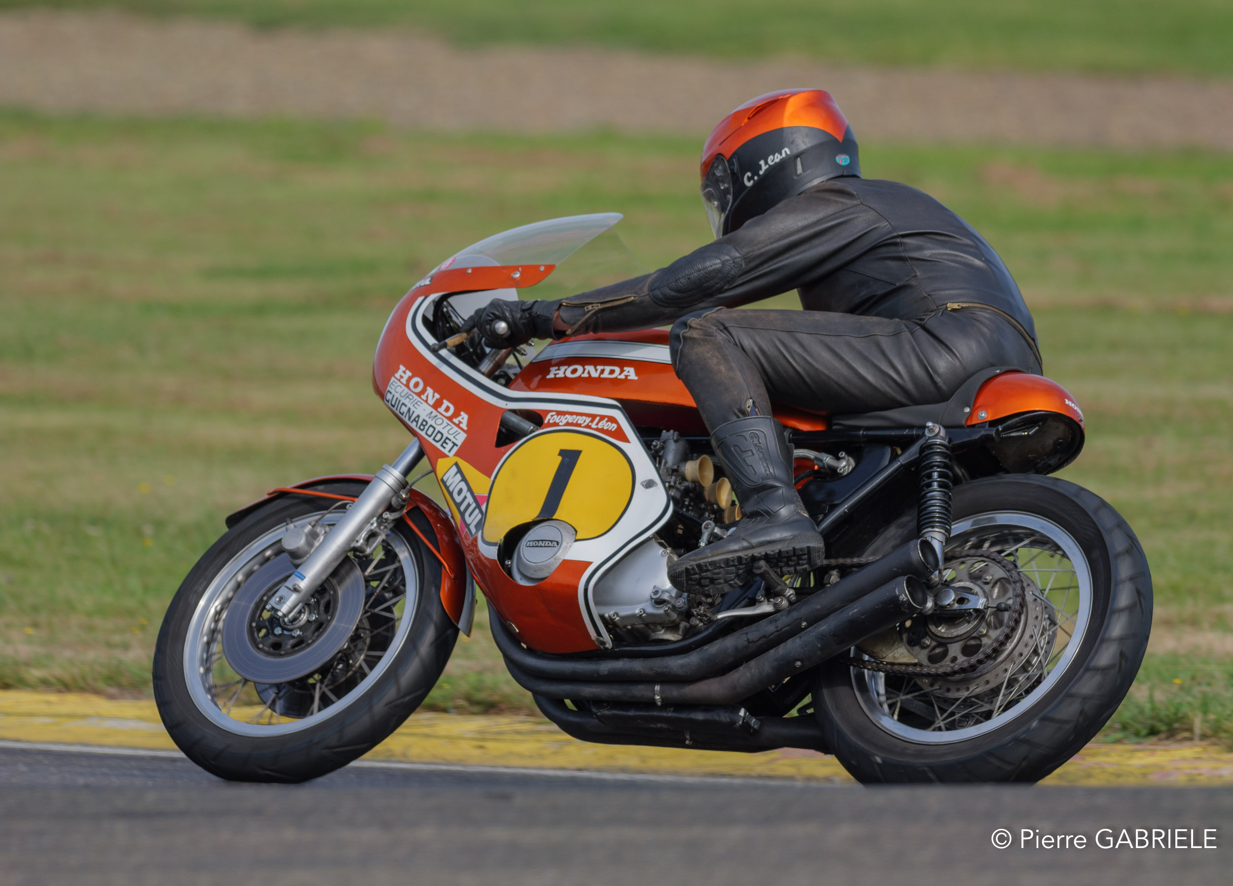 classic2-gh7_2796.jpg