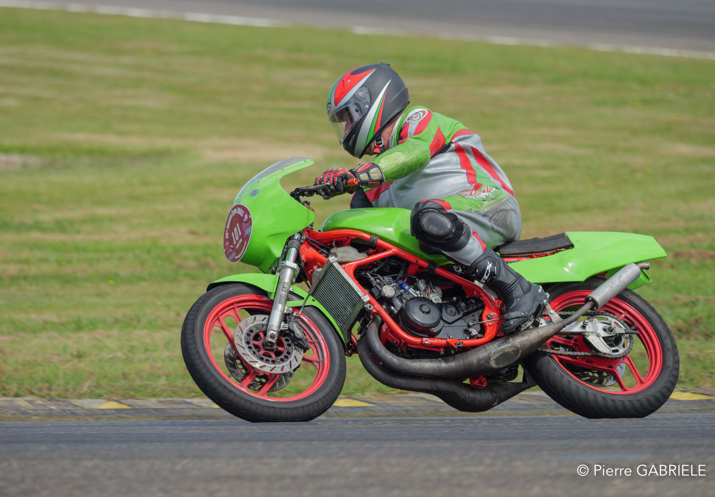 demo-pro-gh6_6192.jpg