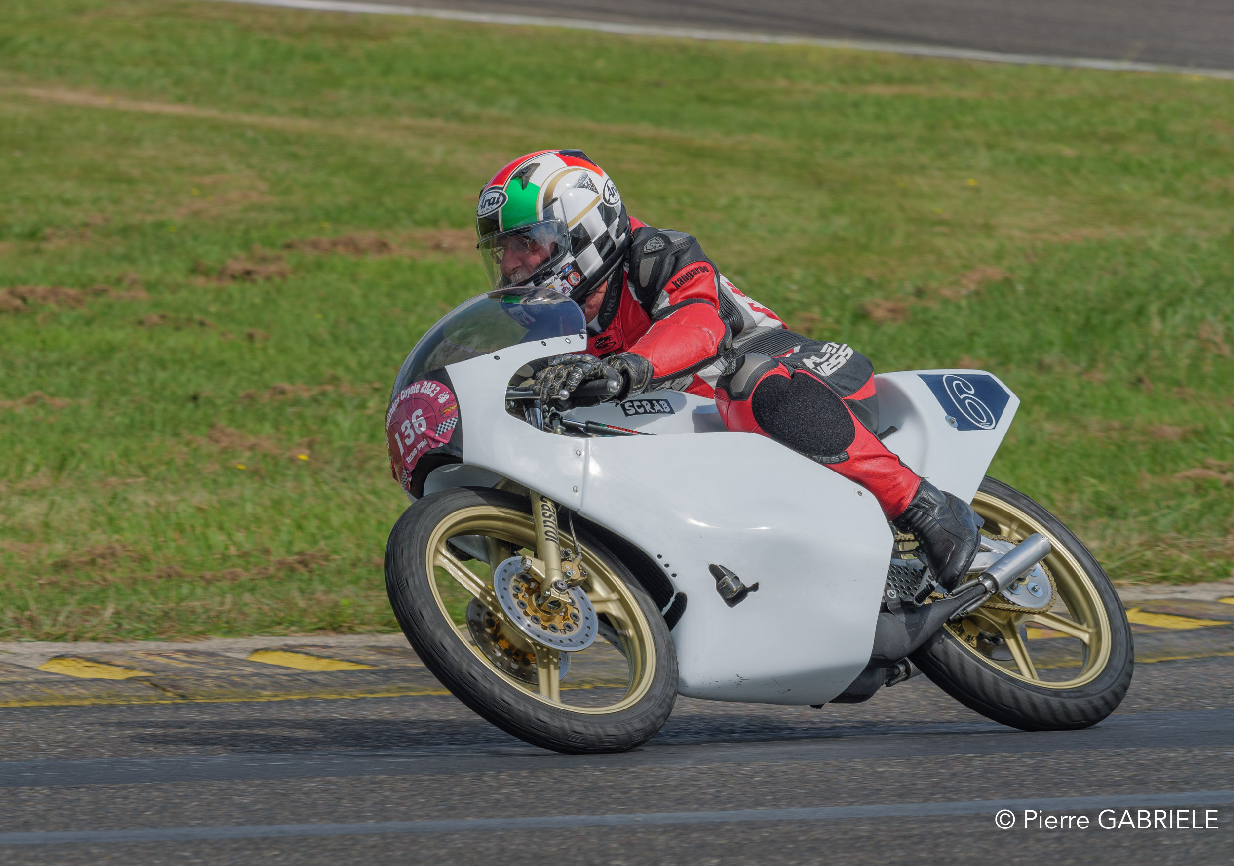 demo-pro-gh6_6242.jpg