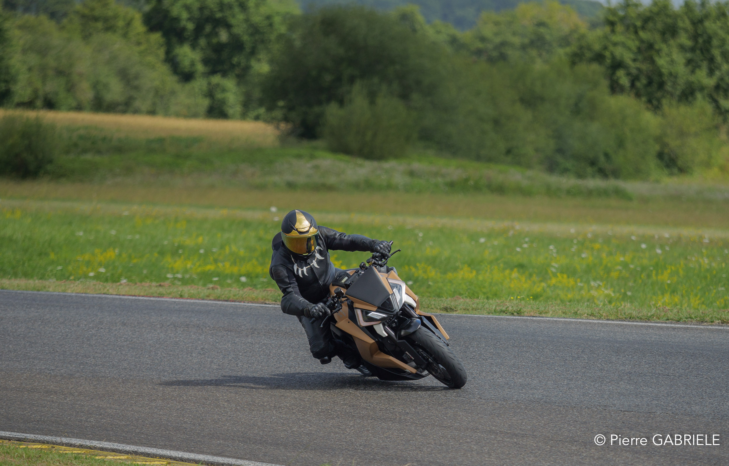 demo-pro-gh6_6255.jpg