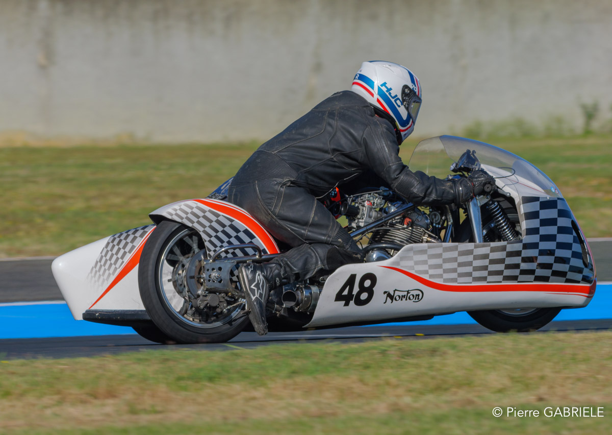 basset-classic-gh7_2315.jpg