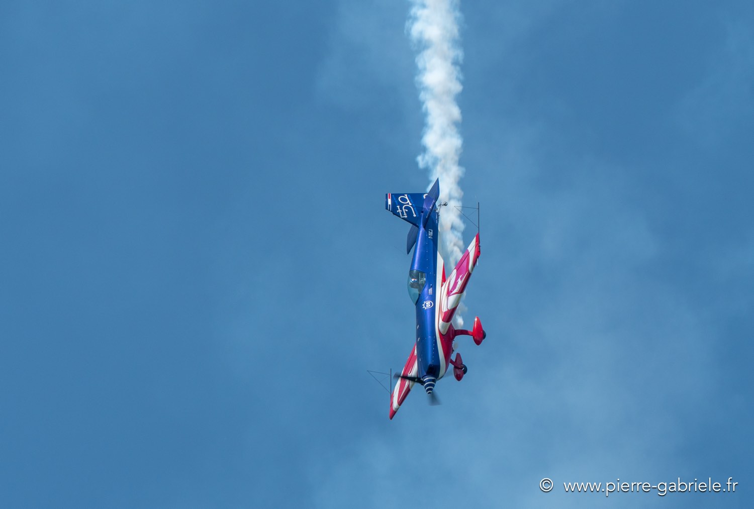 extra330-g92_2168.jpg