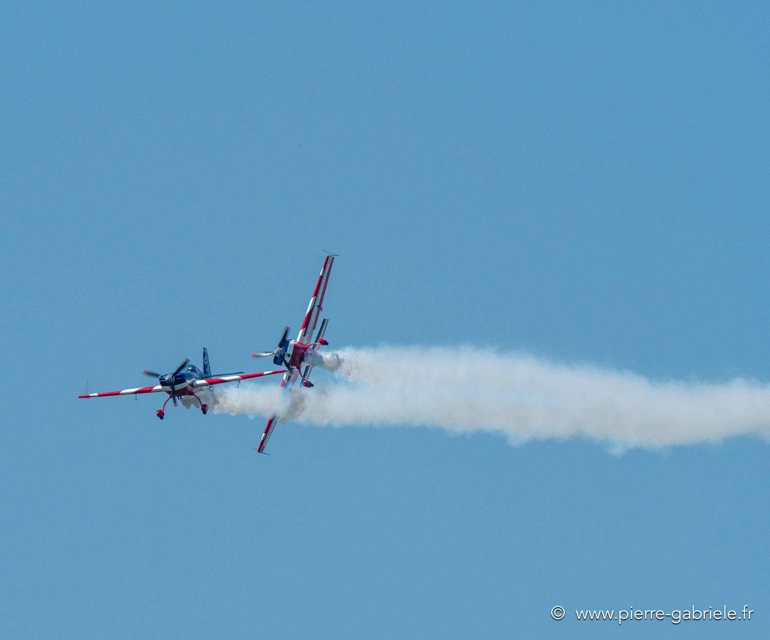 extra330-g92_2178.jpg