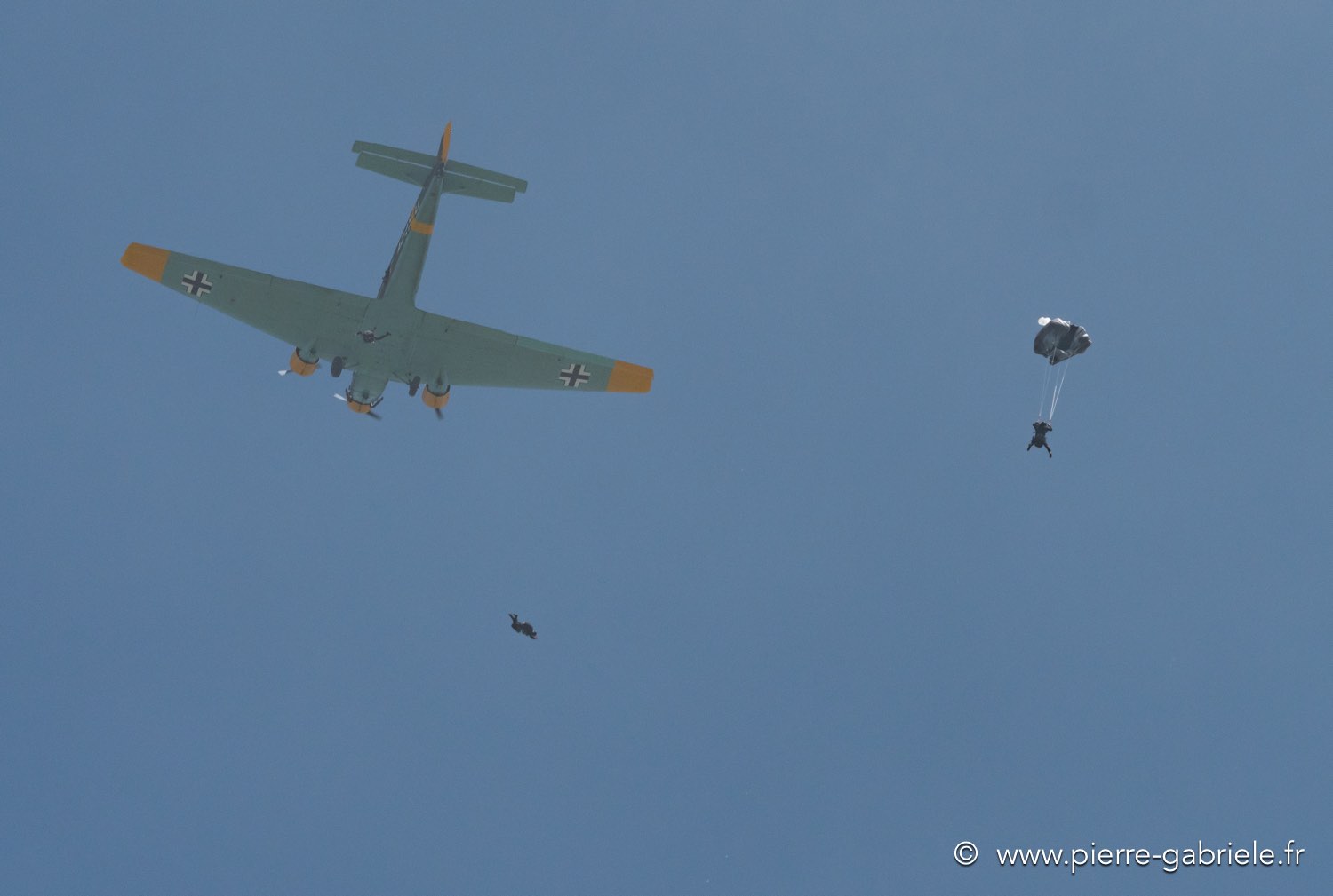 para-gign-g92_1929.jpg