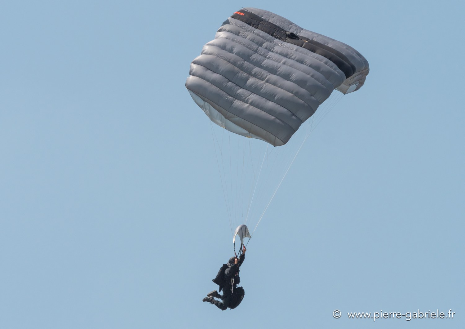 para-gign-g92_1942.jpg