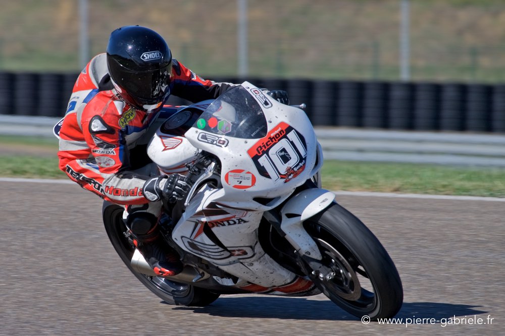nogaro_4069.jpg