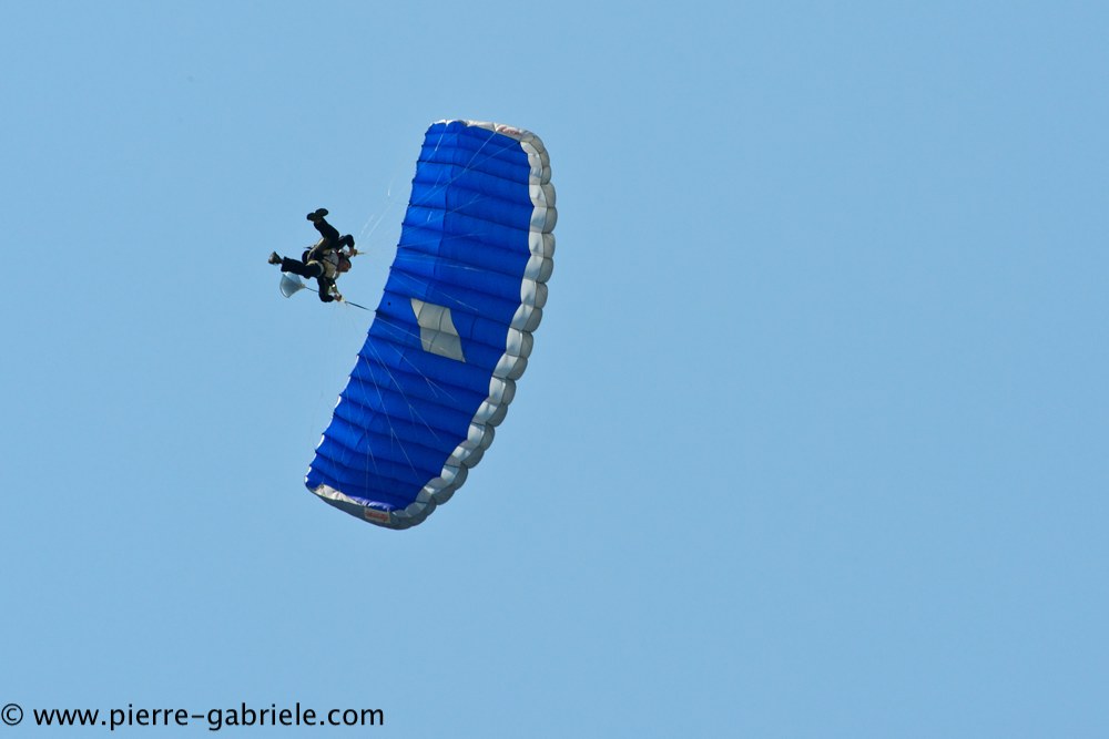 paras_2722.jpg