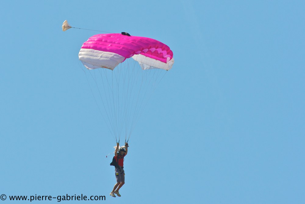 paras_2732.jpg