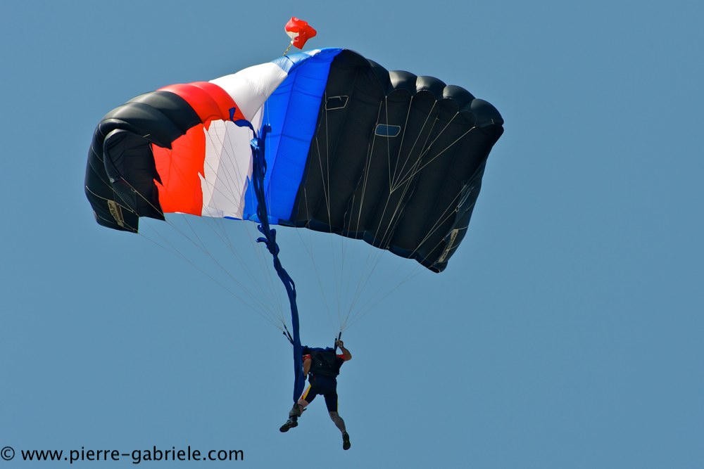 paras_2749.jpg