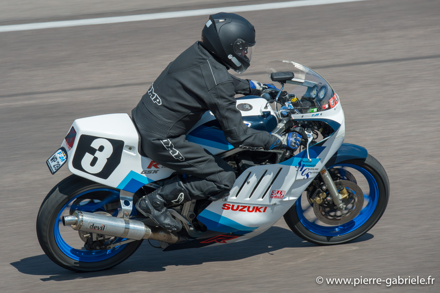 serie-j_0216.jpg