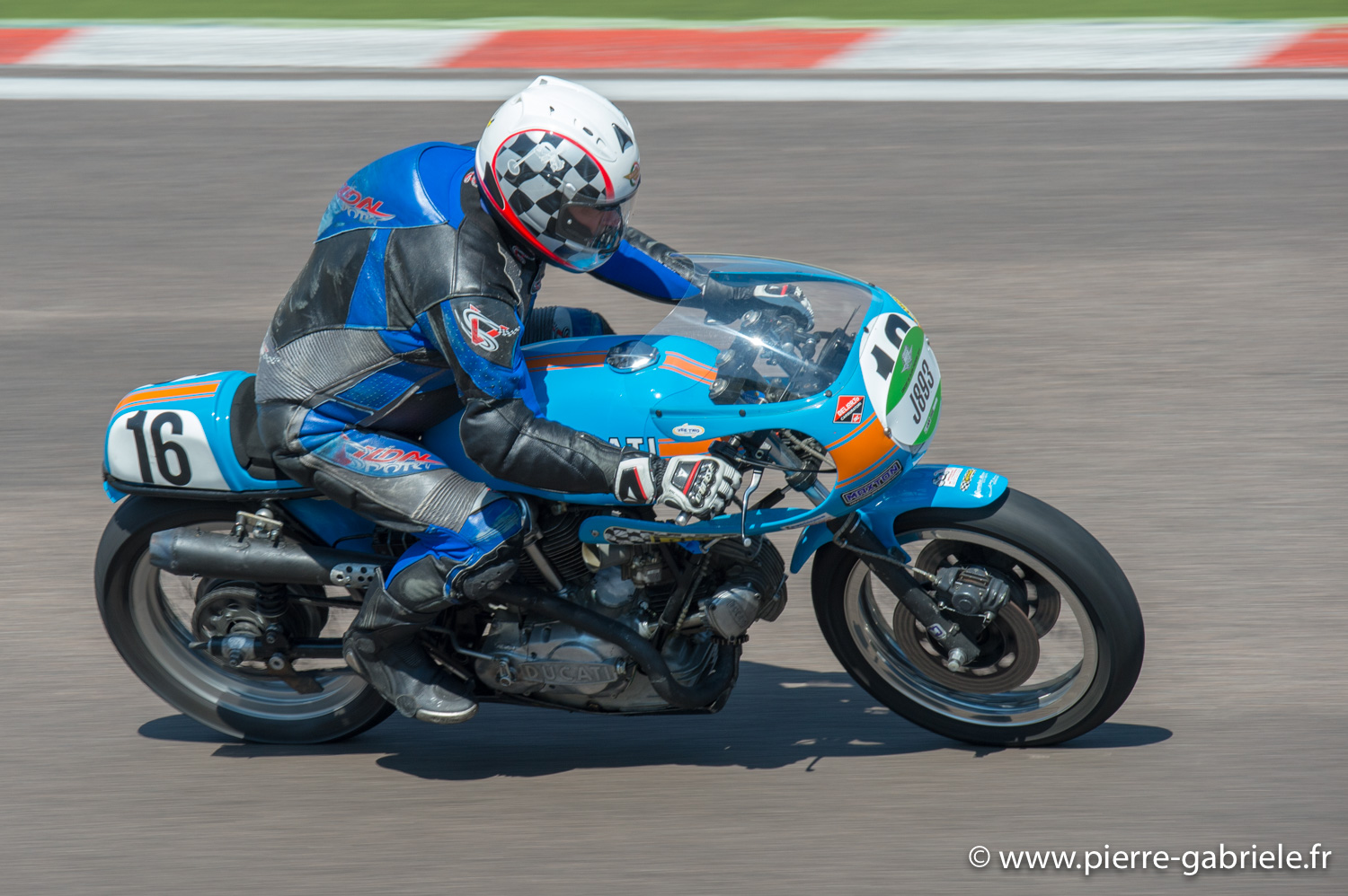 serie-j_0234.jpg