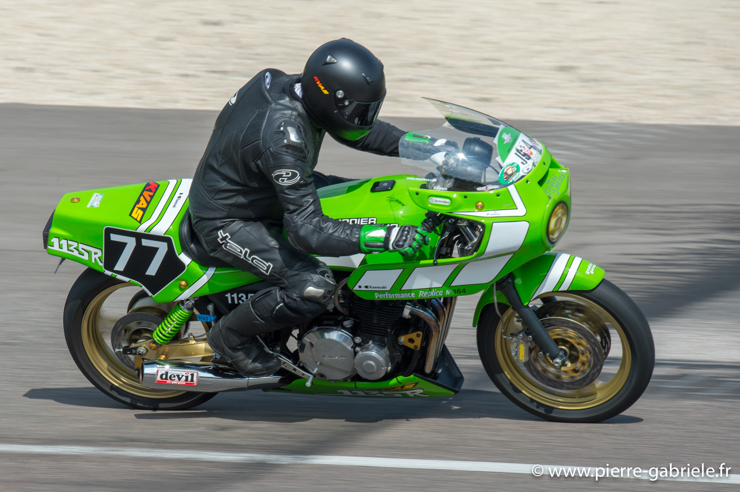 serie-j_1087.jpg
