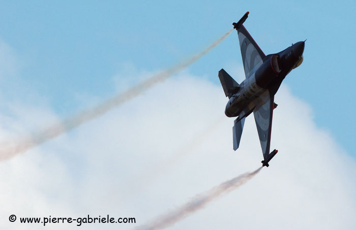 f16_7273.jpg
