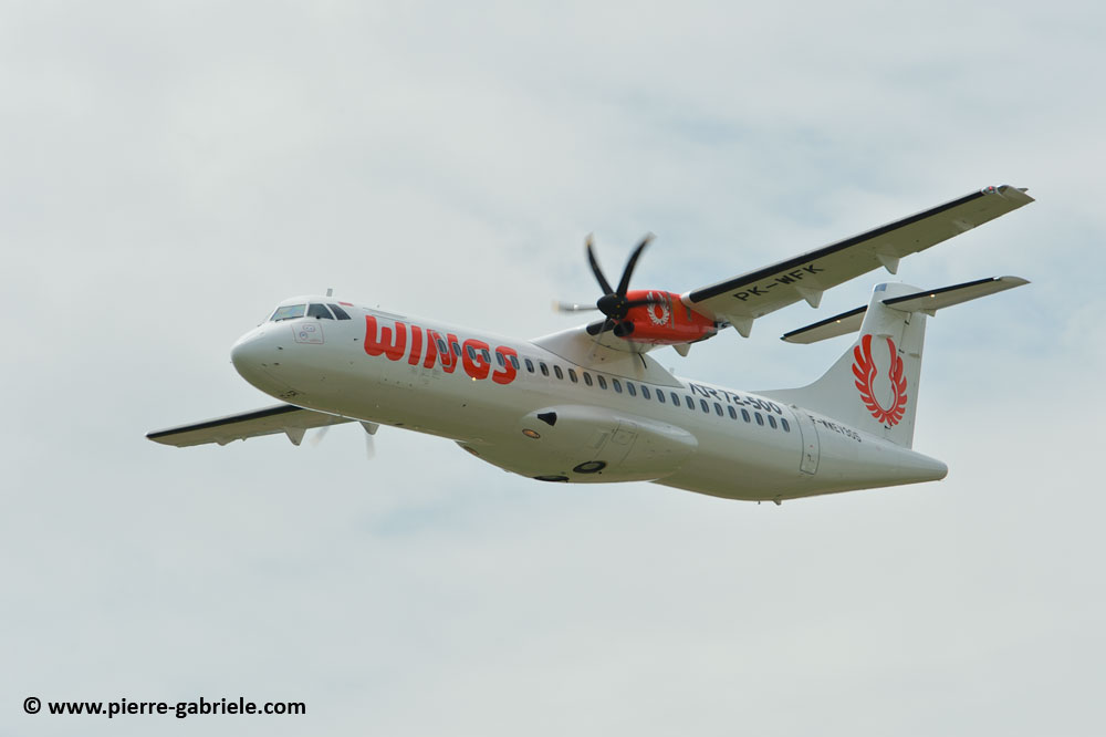 atr72_7940.jpg