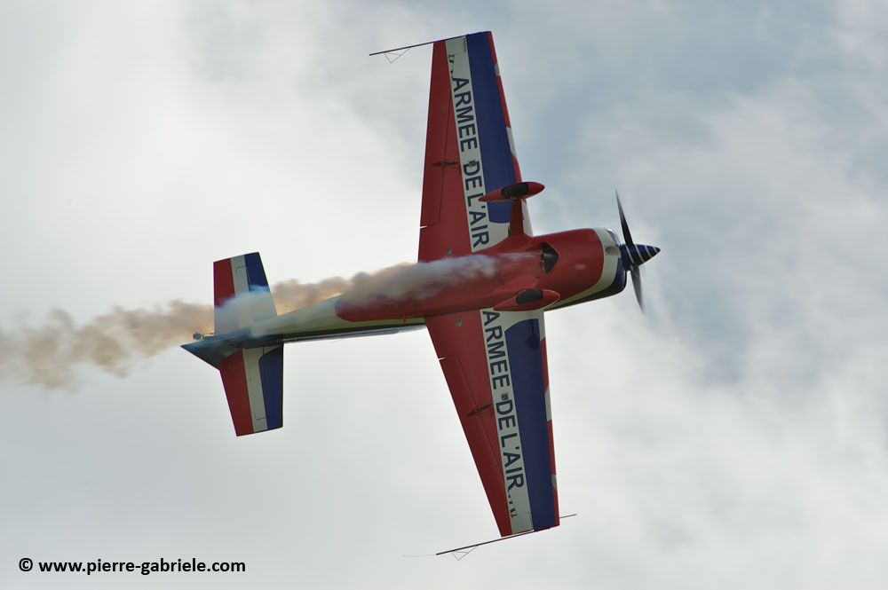 extra330_8016.jpg