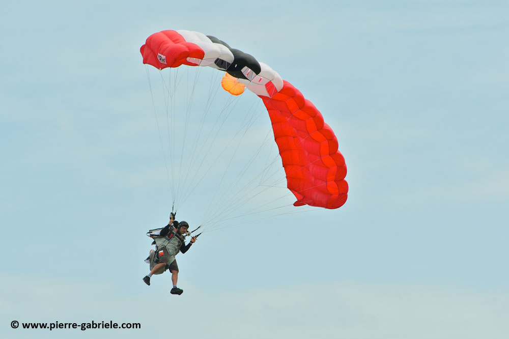 para-wingsuits_8080.jpg