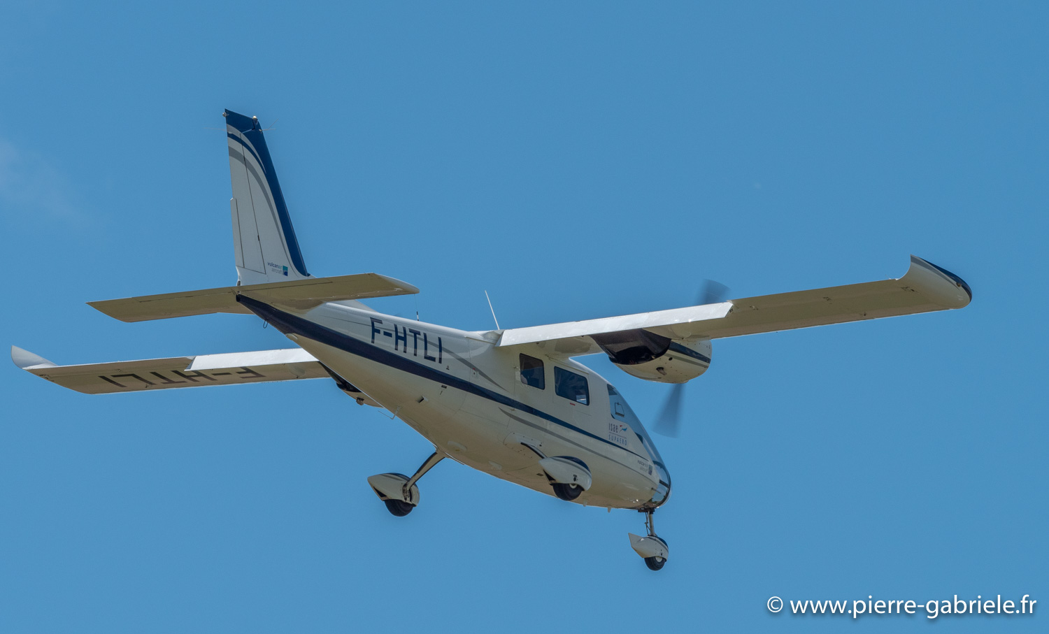 vulcanair-p68-observer2-g92_9571.jpg