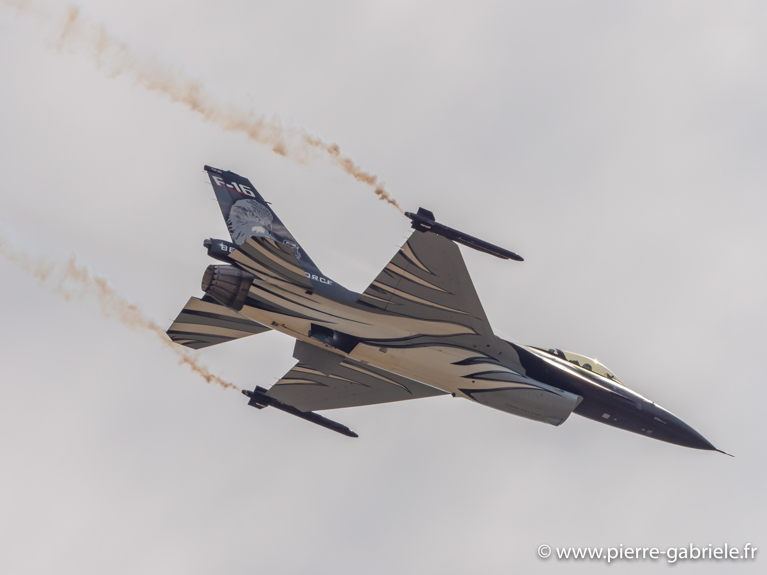 f16-belge-g93_1203.jpg