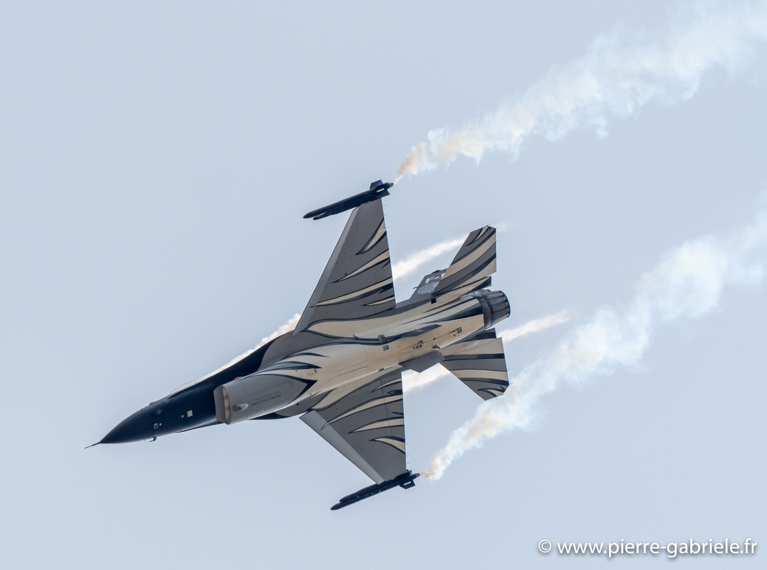 f16-belge-g93_1207.jpg