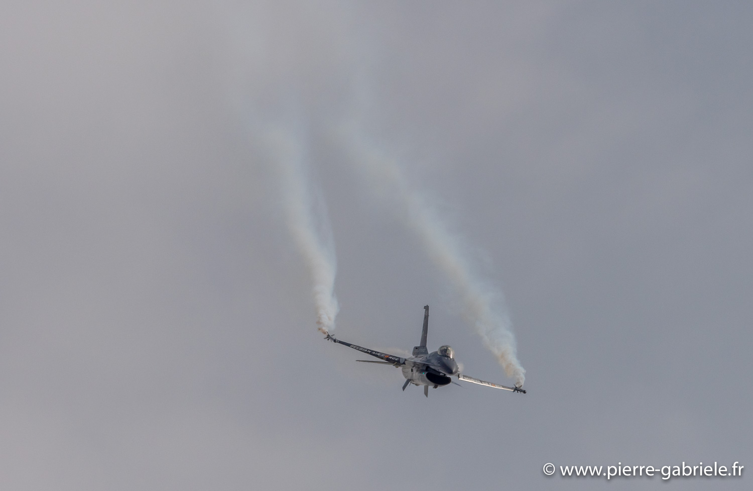 f16-belge-g93_1220.jpg