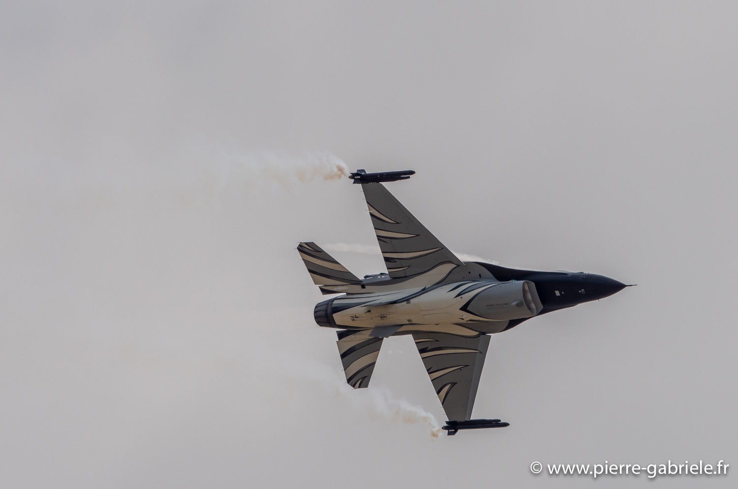 f16-belge-g93_1221.jpg