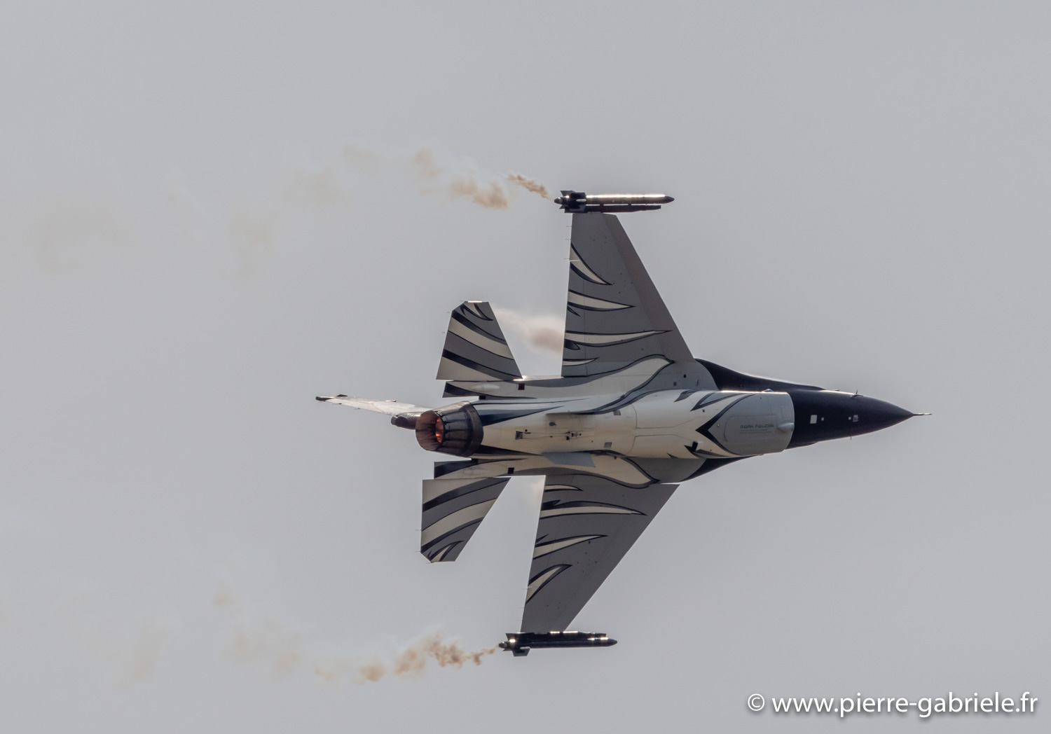 f16-belge-g93_1222.jpg