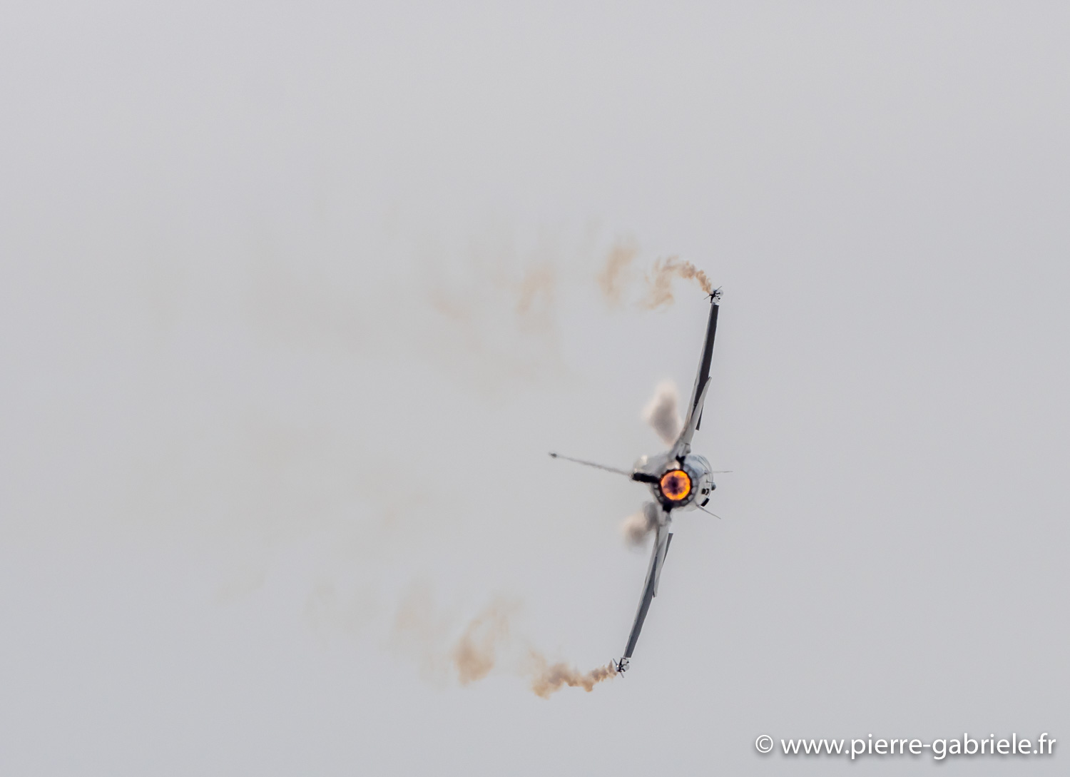 f16-belge-g93_1223.jpg