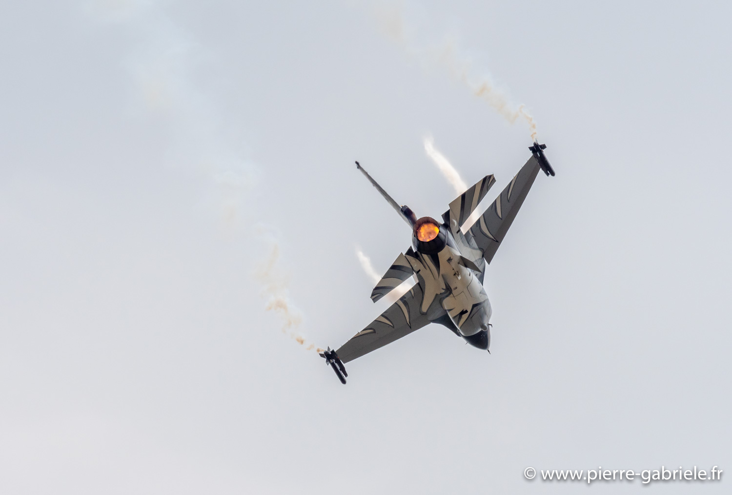 f16-belge-g93_1235.jpg