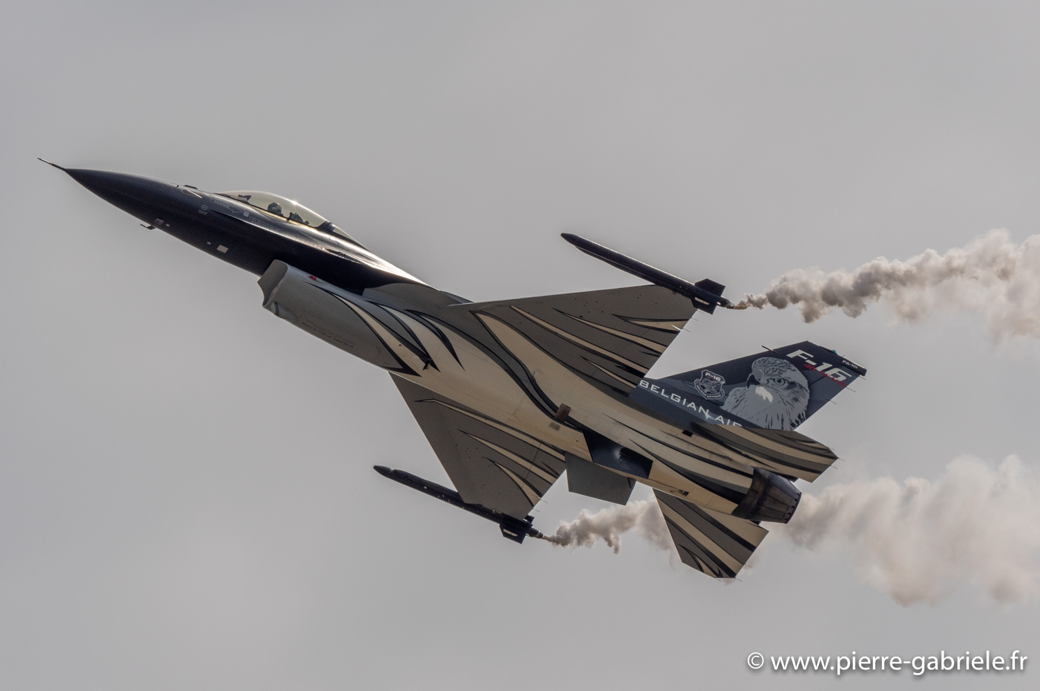 f16-belge-g93_1240.jpg