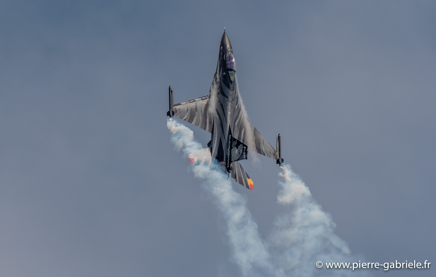 f16-belge-g93_1251.jpg