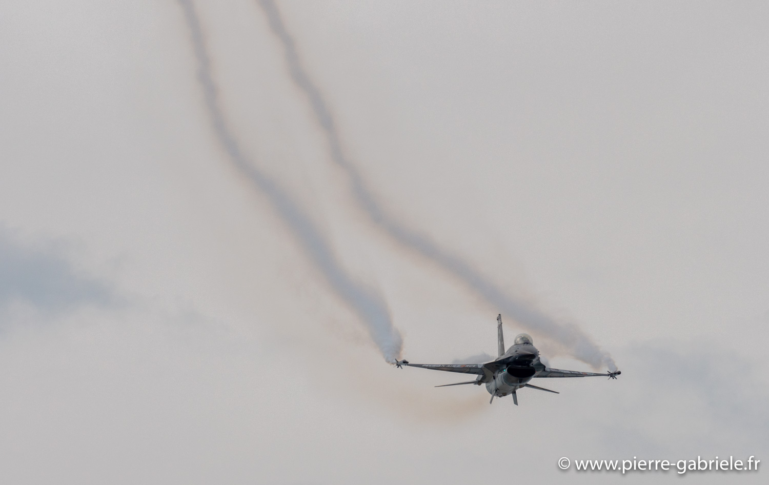 f16-g93_1035.jpg