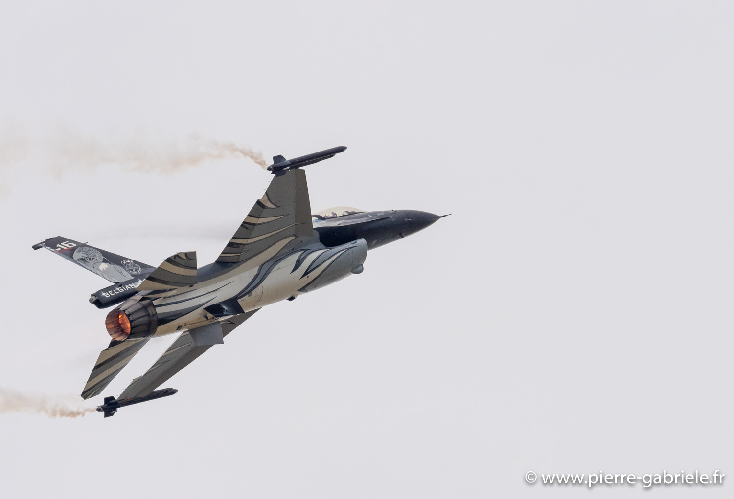 f16-g93_1048.jpg
