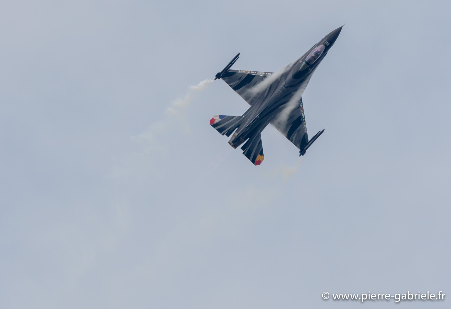 f16-g93_1078.jpg