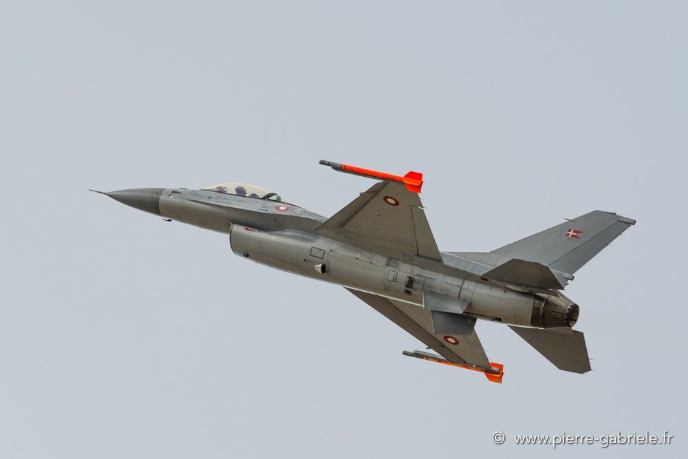 f16-d500_4984.jpg