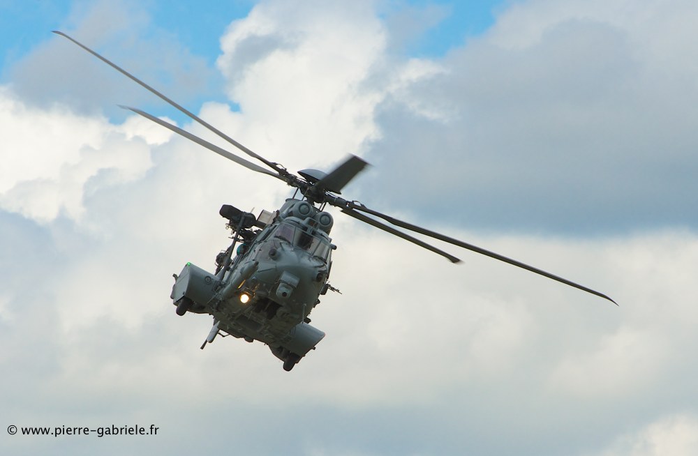 ec725_8989.jpg