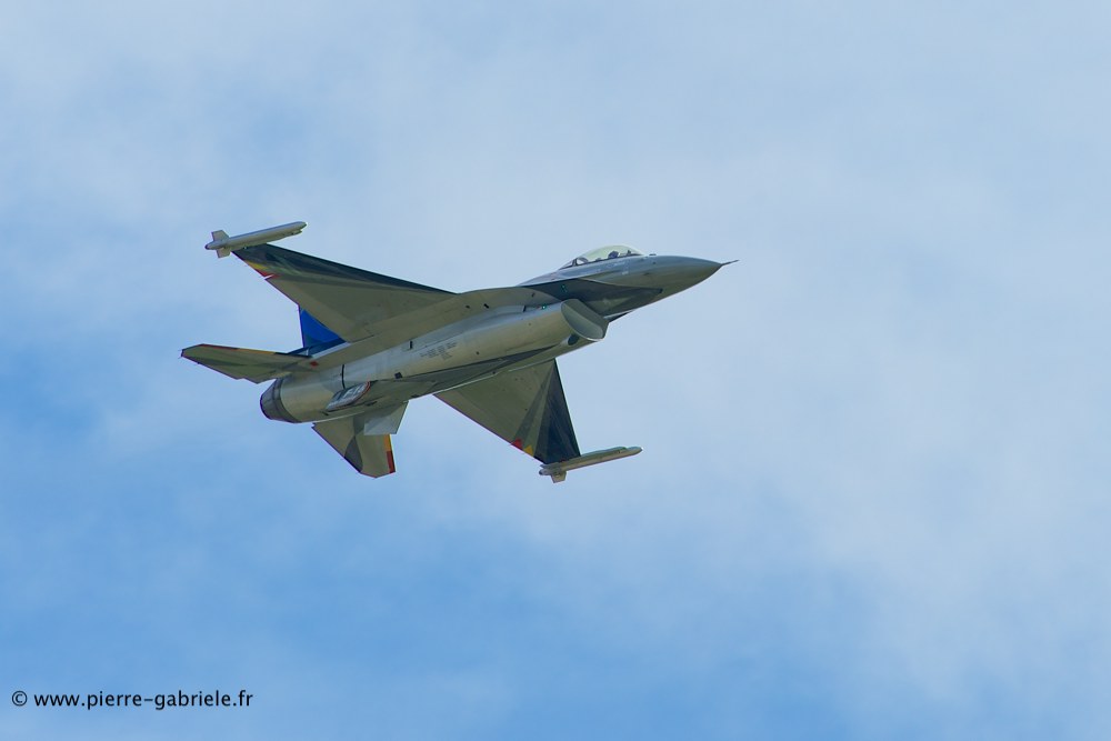 f16_8546.jpg