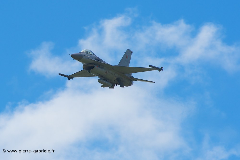 f16_8552.jpg