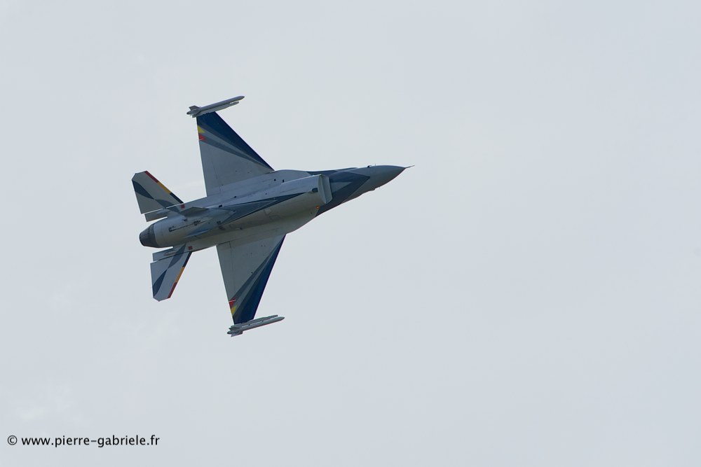 f16_8559.jpg