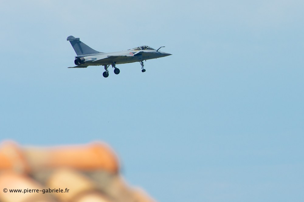 rafale_8100.jpg