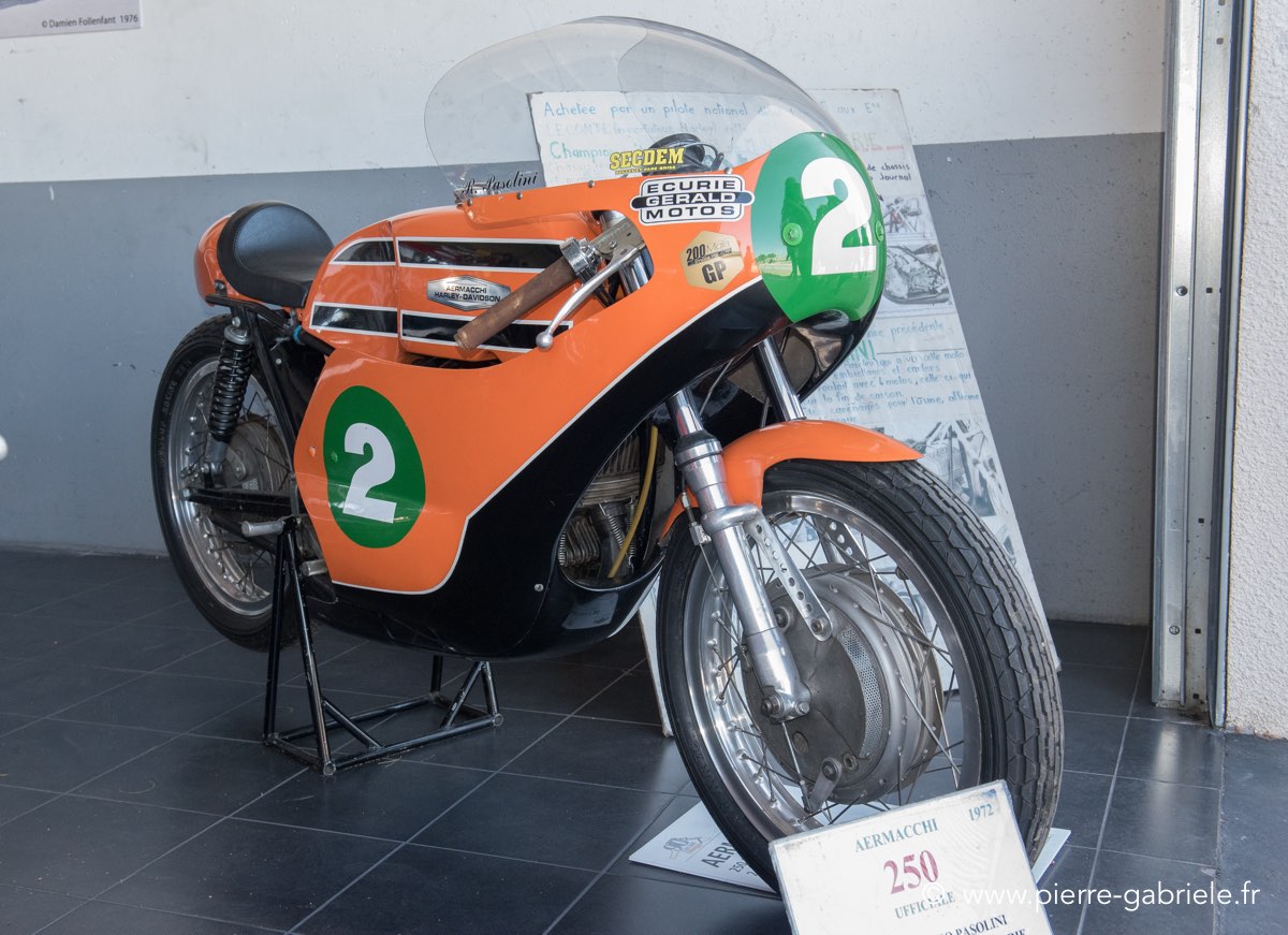 stands-d750_6221.jpg