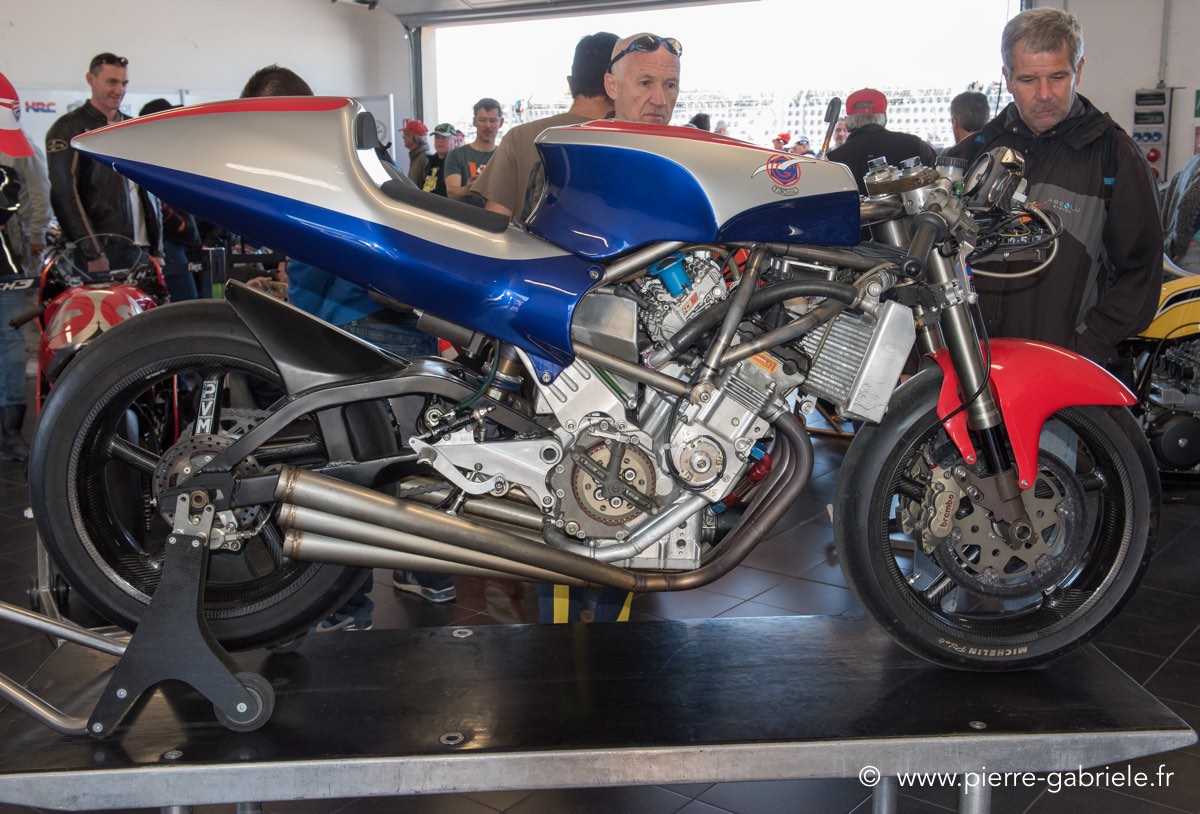 stands-d750_6245.jpg