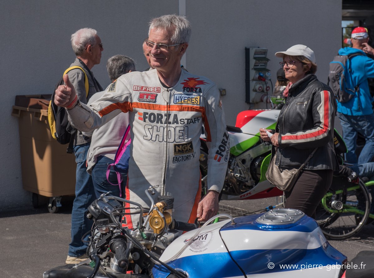 stands-d750_6258.jpg