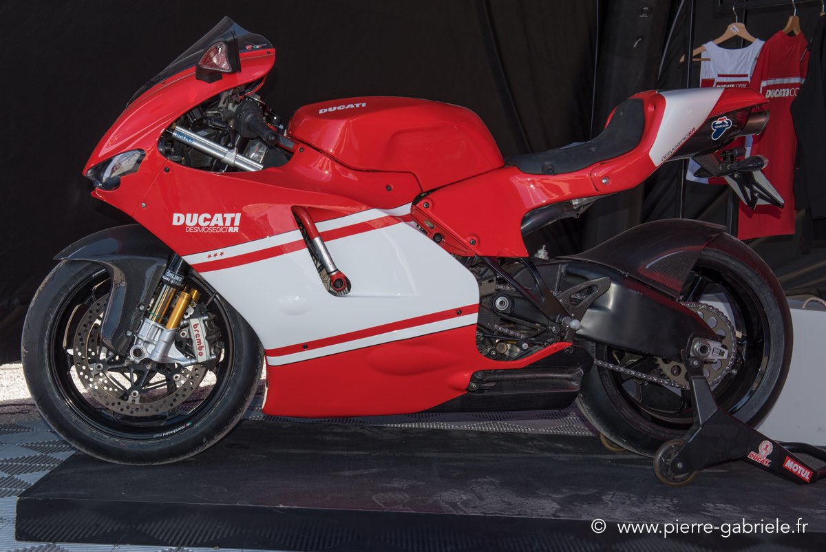 stands-d750_6264.jpg