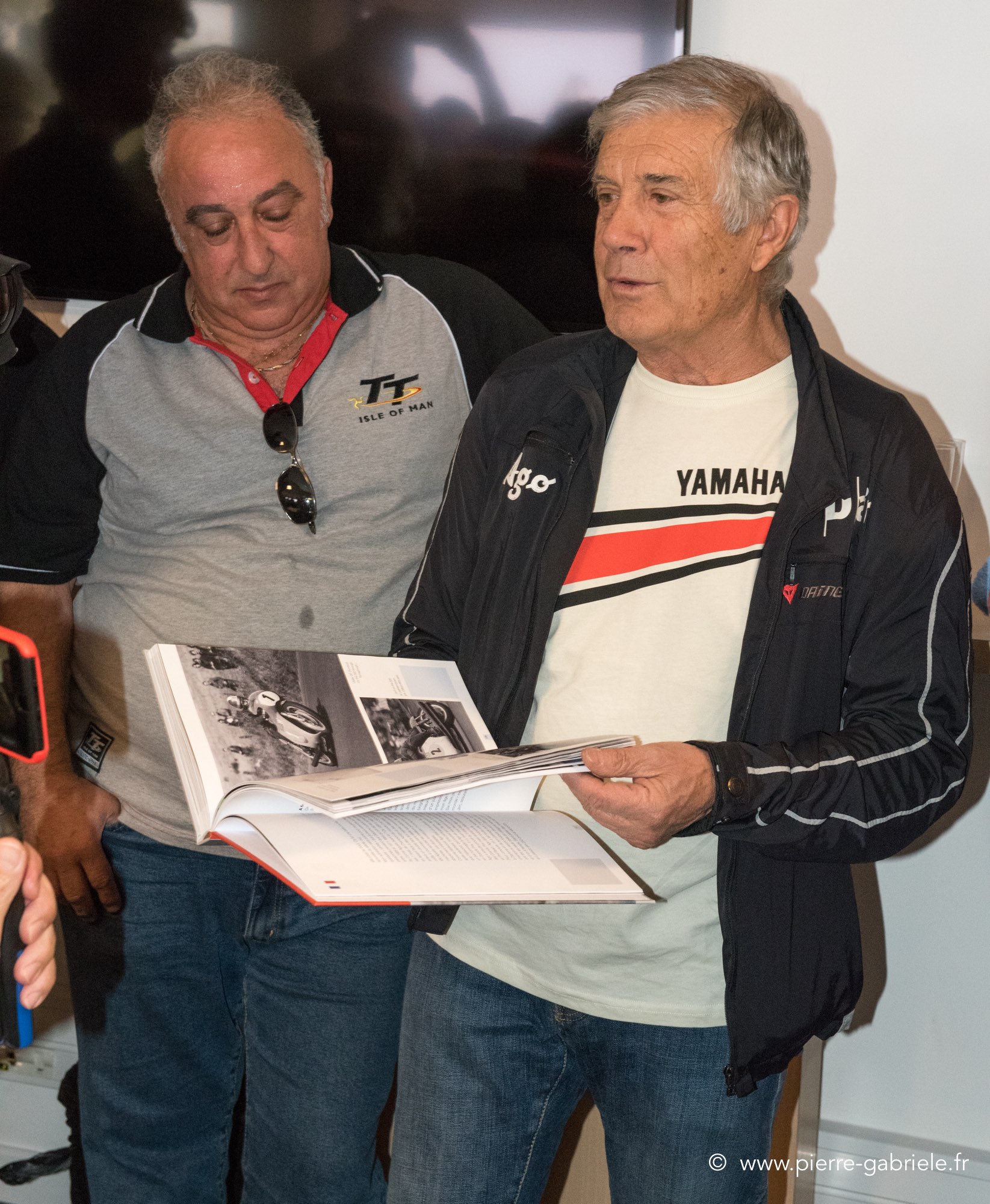 livre-ago-d750_5940.jpg