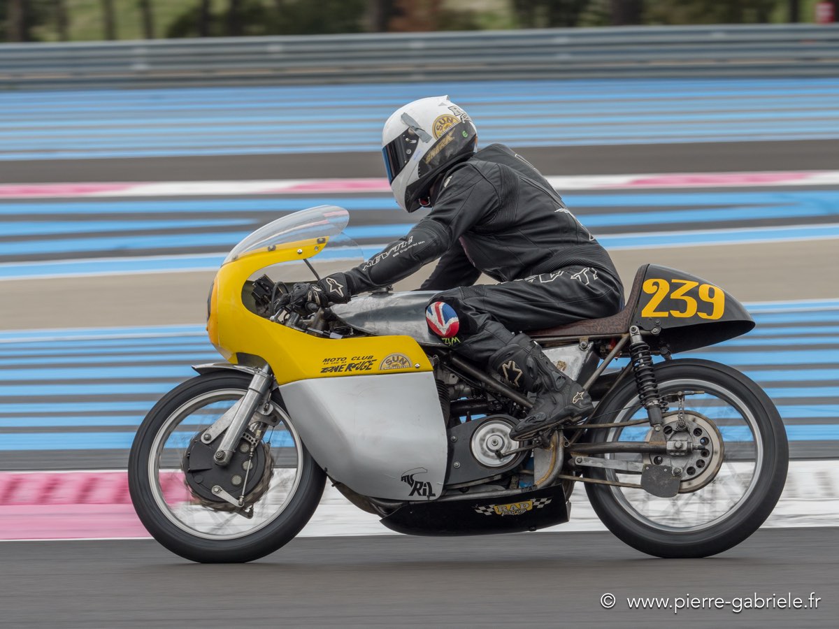 src-g92_0452.jpg